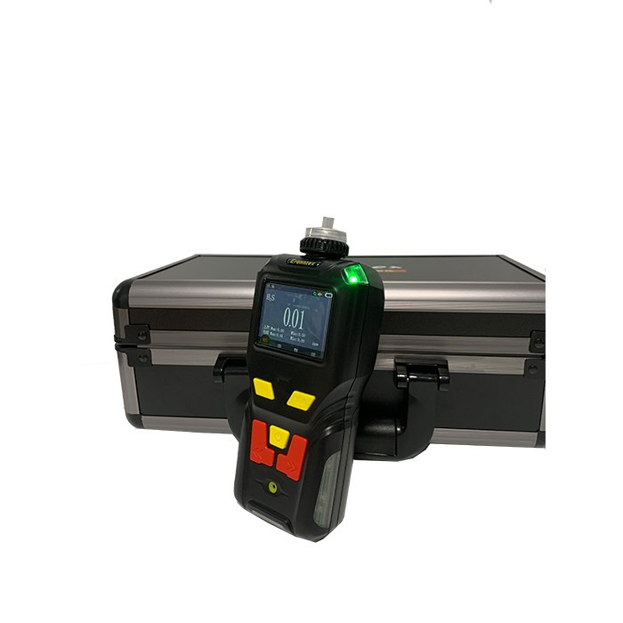 便攜泵吸式四合一氣體檢測(cè)儀適用于哪些行業(yè)場(chǎng)景？能檢測(cè)甲醛、TVOC 等氣體嗎？圖片